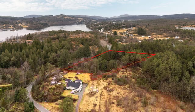 Welcome to Førlandsvegen 460 - presented by Sivert Velde Rasmussen at PrivatMegleren / Photo: Panomax Studio