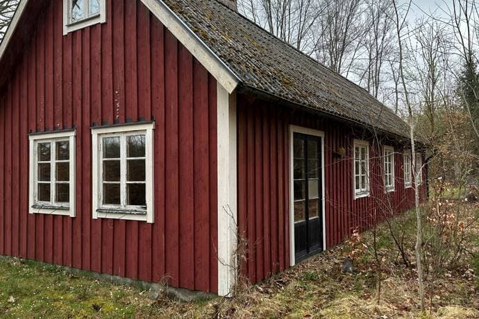 https://bilder.hemnet.se/images/itemgallery_cut/e7/e5/e7e55138c8644b0c4512d4394f8accc3.jpg