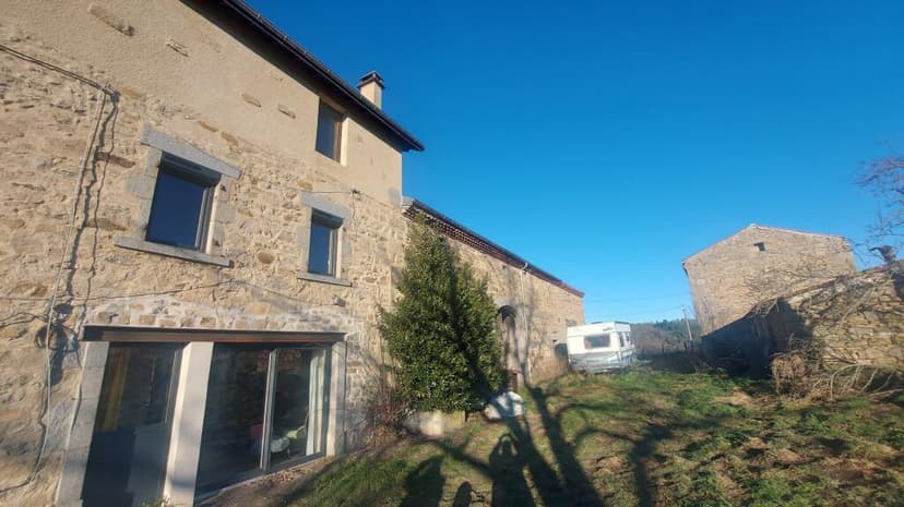 https://media.rightmove.co.uk/82k/81218/163013882/81218_75011164768-1_IMG_01_0000.jpeg