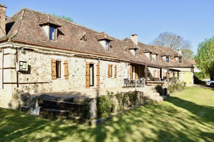 https://media.rightmove.co.uk/property-photo/083b1ca44/93605904/083b1ca44f3e43d13086a0ca6397b22e.jpeg