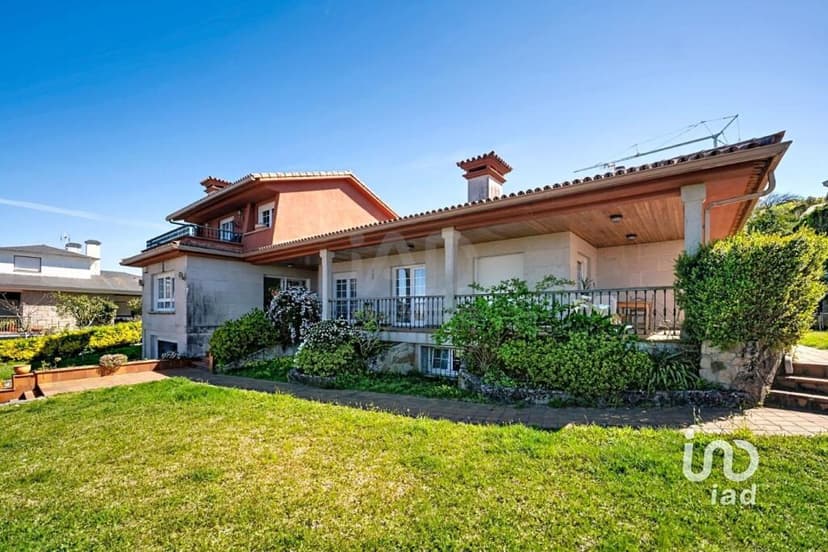 https://media.rightmove.co.uk/property-photo/23134215b/89362287/23134215bace512ad320a78f632b1e27.jpeg