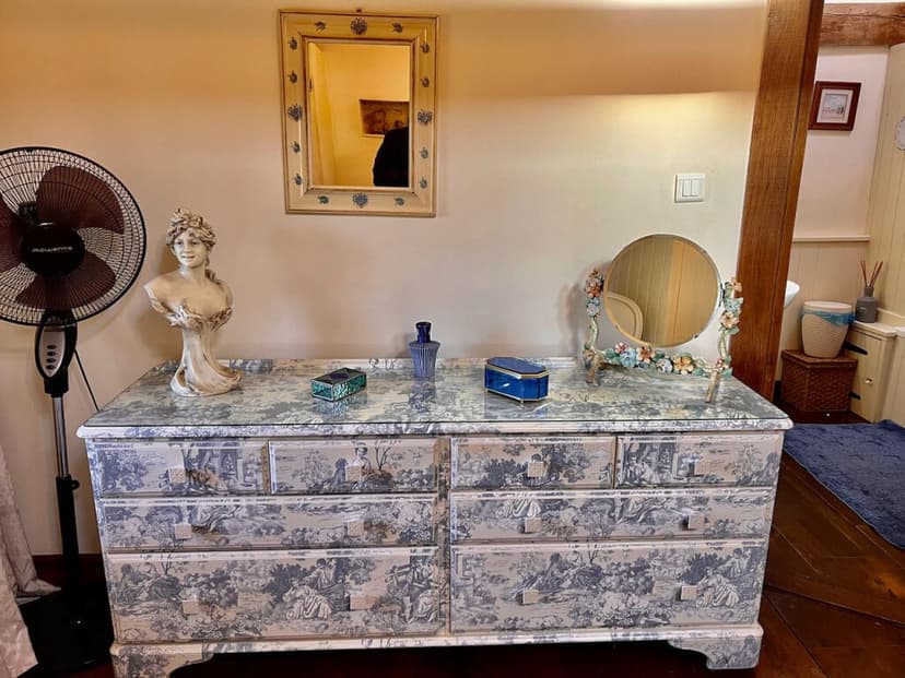 https://media.rightmove.co.uk/property-photo/24e95e9df/92147073/24e95e9df4f40c91540b8533b6e3d74a.jpeg
