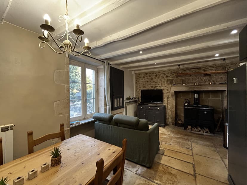 https://media.rightmove.co.uk/property-photo/264b99c6f/92151081/264b99c6f93af4329d4d2d9ef1860595.jpeg