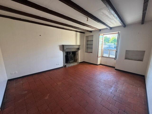 https://media.rightmove.co.uk/property-photo/2b14aa1e0/92393568/2b14aa1e0071b808c9f806badb1b8f7d.jpeg