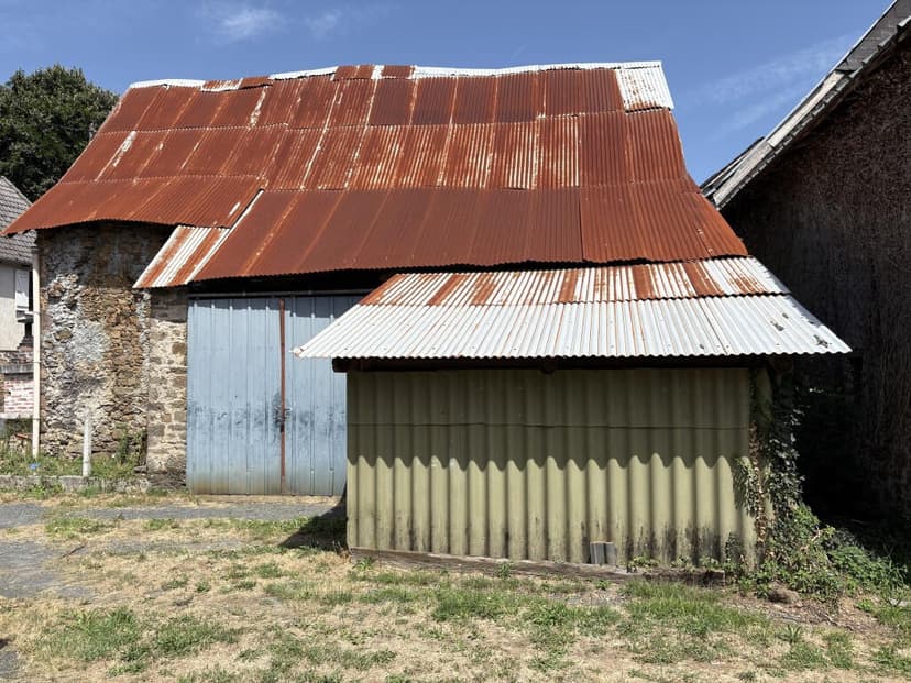 https://media.rightmove.co.uk/property-photo/4153c4772/92107224/4153c4772fed6eedba93ce96ef15345f.jpeg