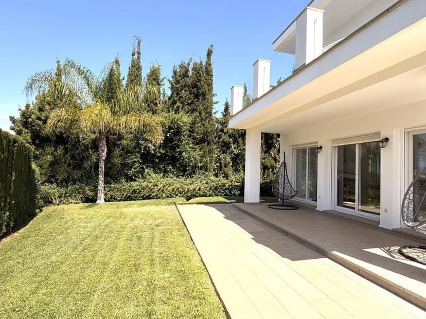 https://media.rightmove.co.uk/property-photo/44f9f9d00/89566419/44f9f9d00a1ed941f2cb7277dad7adbe.jpeg