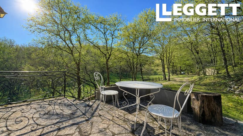 https://media.rightmove.co.uk/property-photo/52ef0dee6/89584956/52ef0dee60d72f613010583d55b1866c.jpeg
