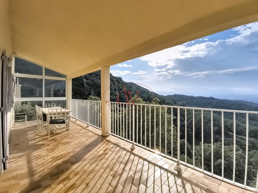 https://media.rightmove.co.uk/property-photo/5333bfdb5/91356324/5333bfdb5cfc27283dad6abb89340d1a.jpeg