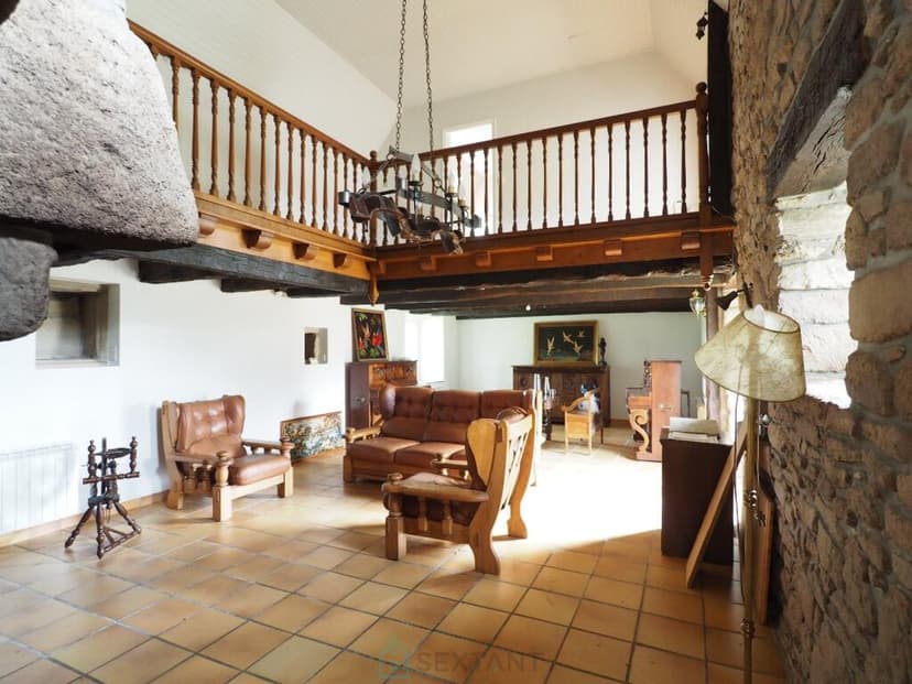 https://media.rightmove.co.uk/property-photo/632185c68/91524627/632185c687f0da3745985177c62c8da6.jpeg