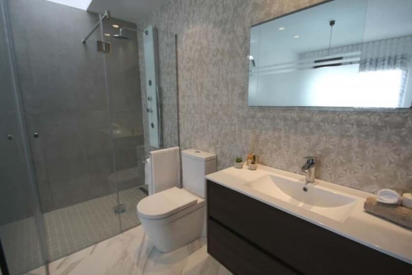 https://media.rightmove.co.uk/property-photo/6390cfe82/88758690/6390cfe829603468cdcb35a7c219662c.jpeg