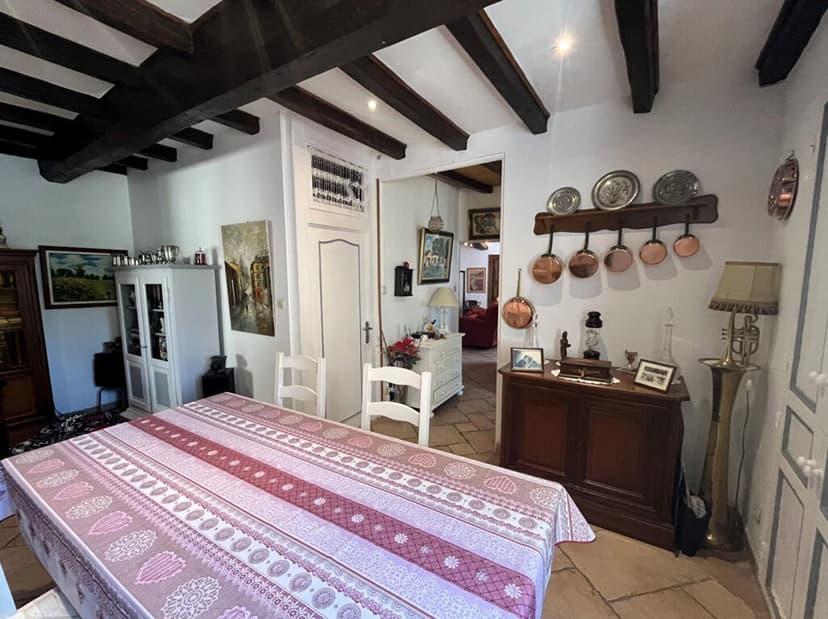 https://media.rightmove.co.uk/property-photo/7b7ba082d/89642055/7b7ba082d9c75e463b6567a9760bc3ea.jpeg