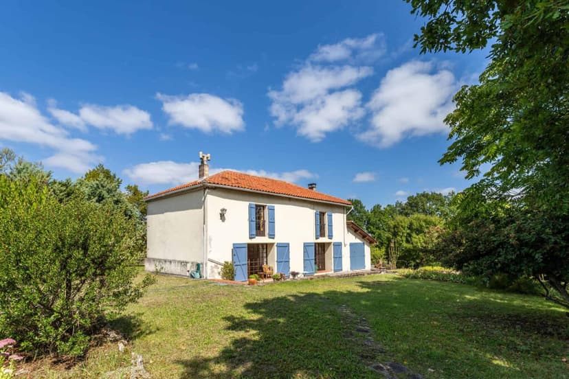 https://media.rightmove.co.uk/property-photo/7bc288b86/92213112/7bc288b86b9cce131282ac1dc5c23a73.jpeg