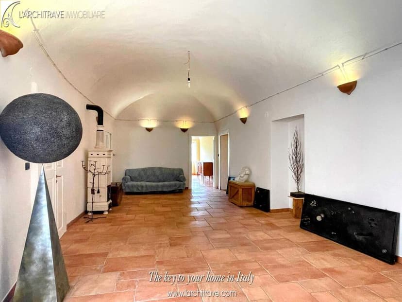 https://media.rightmove.co.uk/property-photo/82a1b8ac0/88677990/82a1b8ac0f83795b141f62032c11c7cf.jpeg