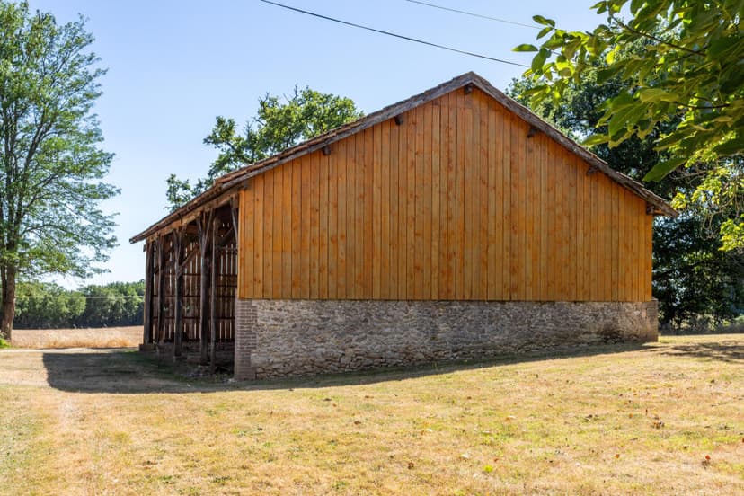 https://media.rightmove.co.uk/property-photo/8ccb35fbb/91531836/8ccb35fbb3df821f2545939ad31e565e.jpeg
