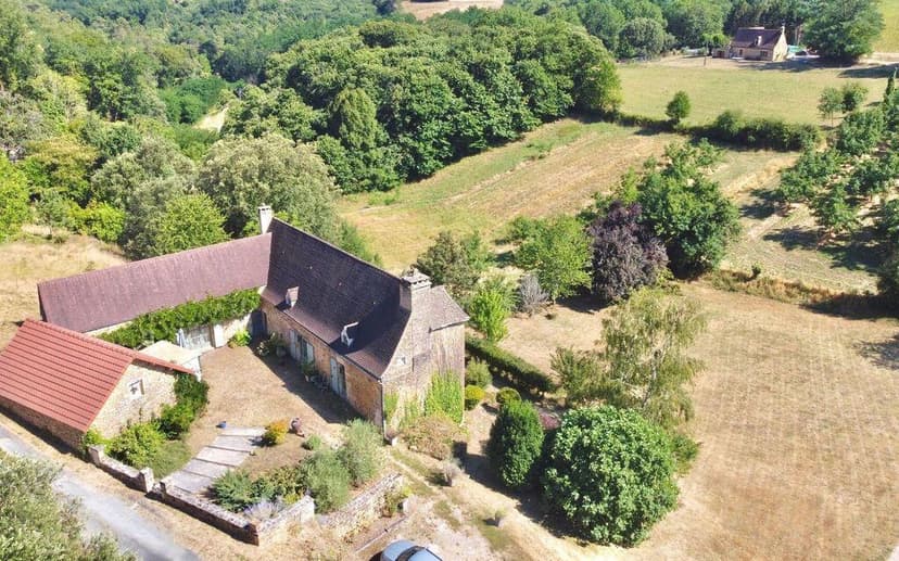 https://media.rightmove.co.uk/property-photo/b4abb5bae/91520118/b4abb5bae317688fa4bfa3d8fd8ee8c8.jpeg