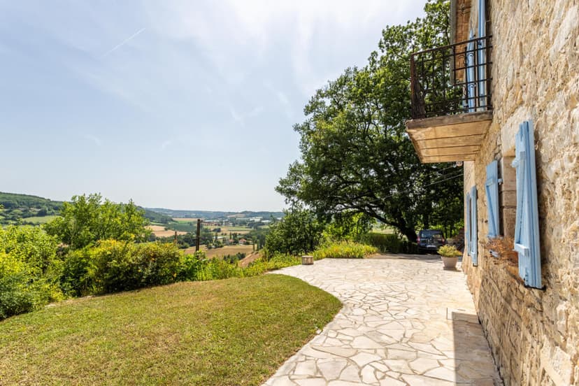 https://media.rightmove.co.uk/property-photo/b831a8a78/92184363/b831a8a78d0f37651f0348cb083377a2.jpeg