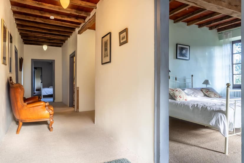 https://media.rightmove.co.uk/property-photo/d3b07e160/92208492/d3b07e160fad4359313c2c44dbfe5351.jpeg