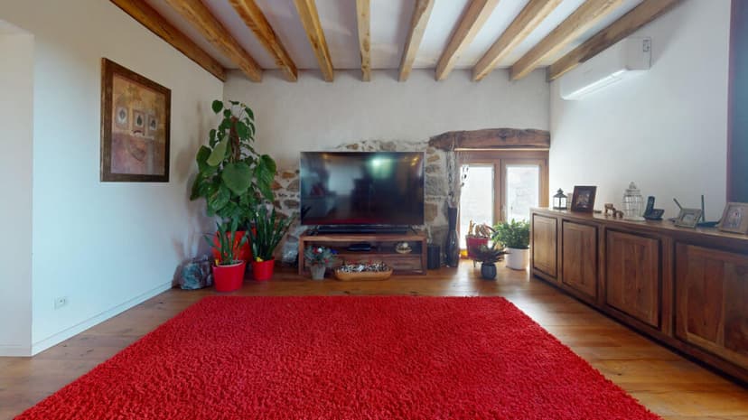 https://media.rightmove.co.uk/property-photo/eafb7fca5/94378443/eafb7fca5ed8882431282bc767f48f07.jpeg