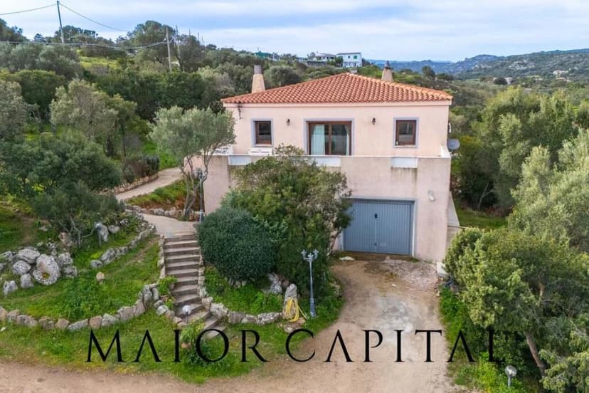 https://media.rightmove.co.uk/property-photo/f14722627/89627487/f147226272dfcdbaf0388cf3886dfcff.jpeg