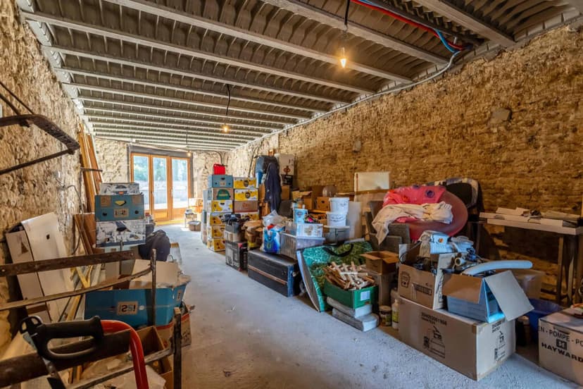 https://media.rightmove.co.uk/property-photo/f870e7423/92208648/f870e7423ec5c04a802dfb05e042e205.jpeg