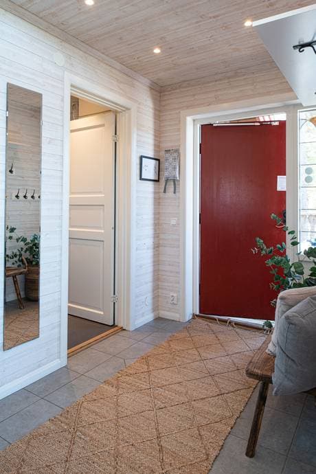 https://storage.googleapis.com/homestra-images/property-image-01992729-48e7-4e13-8f77-02977f730115-1760558044.jpg