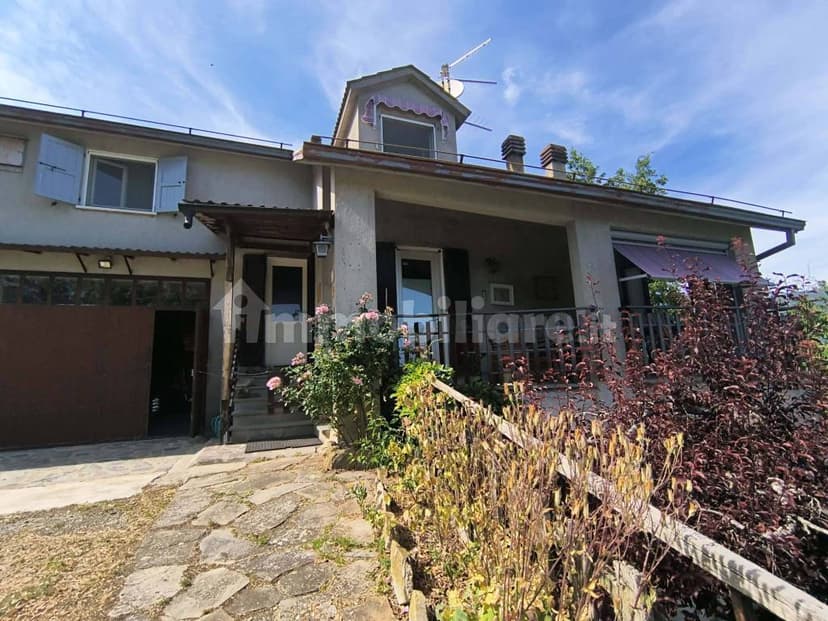 https://storage.googleapis.com/homestra-images/property-image-03abfaa5-7c74-49df-9f7e-533c4da9a15d-1753976385.jpg