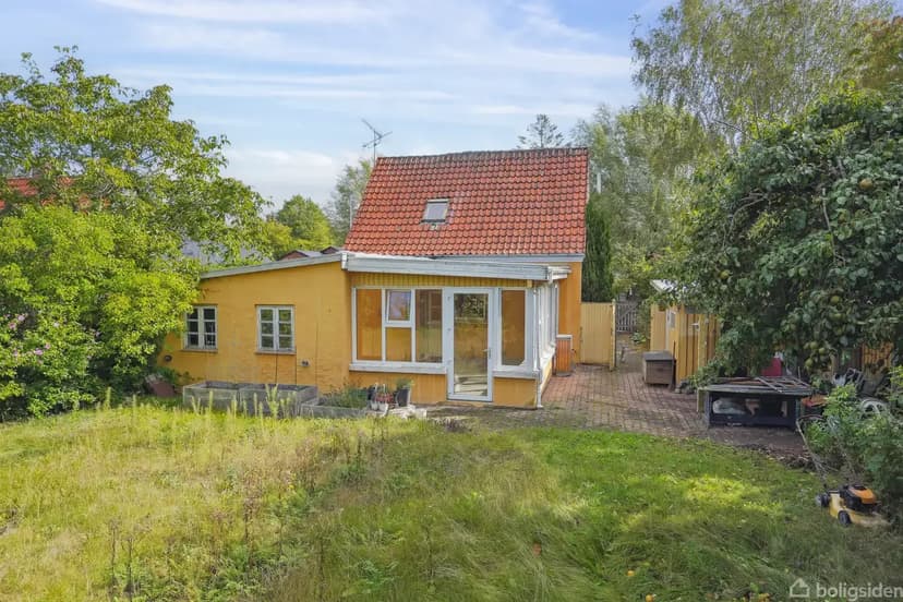 https://storage.googleapis.com/homestra-images/property-image-03d48b0c-e834-4272-b11d-32d97a4f1c1b-1758738081.jpg