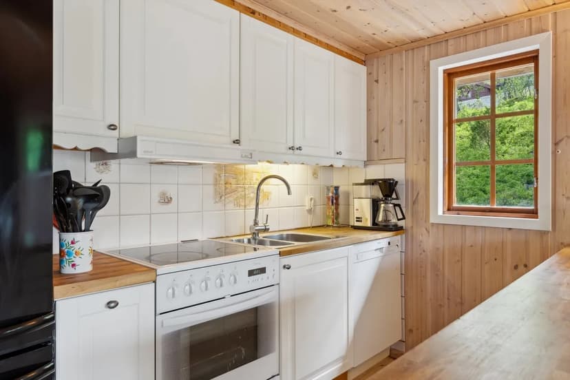 https://storage.googleapis.com/homestra-images/property-image-064942f8-2da2-41e8-ba23-a3ac6cfad1d3-1757015807.jpg