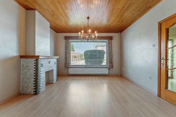 https://storage.googleapis.com/homestra-images/property-image-08526a8f-52e2-4973-a6b5-41a60a60f8eb-1777931491.jpg