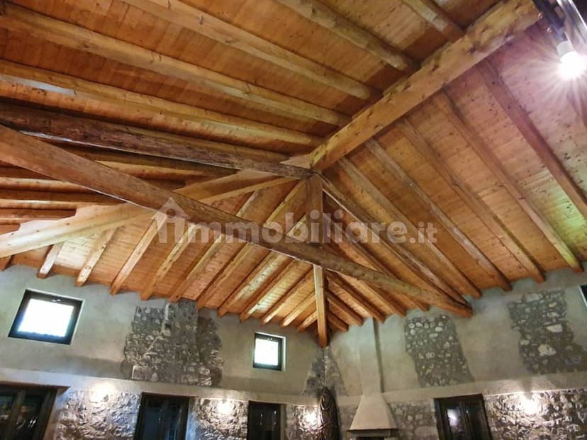https://storage.googleapis.com/homestra-images/property-image-0972e2eb-061c-4fb2-88c0-dd620bc4d94e-1753905645.jpg