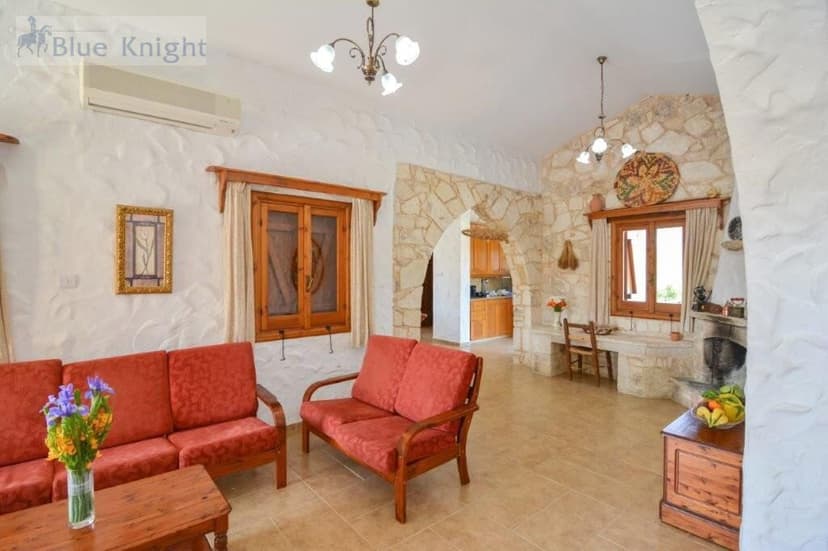 https://storage.googleapis.com/homestra-images/property-image-0a8da29d-65fd-480c-a374-5bc0c359e592-1751804928.jpg