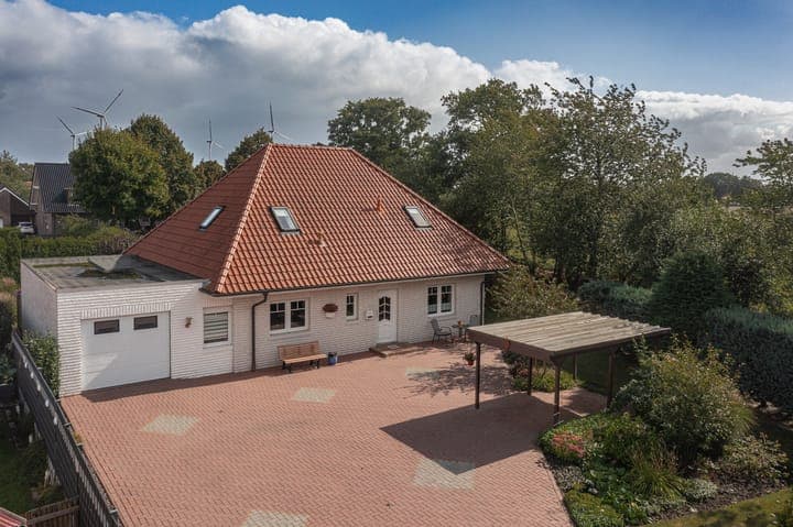 https://storage.googleapis.com/homestra-images/property-image-0bc58cce-72e1-4daa-9e07-91dc26ce2455-1760883585.jpg