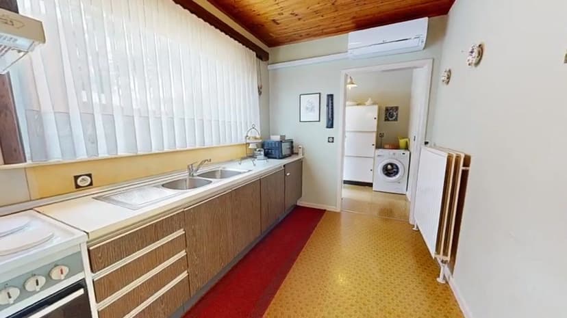 https://storage.googleapis.com/homestra-images/property-image-110b7548-9201-44ea-a898-9111155e1051-1750519390.jpg
