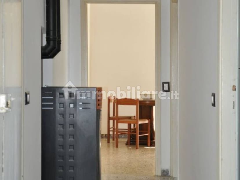 https://storage.googleapis.com/homestra-images/property-image-1ea2382b-0aaf-4df1-a02d-f9a5e0d5daf1-1756824273.jpg