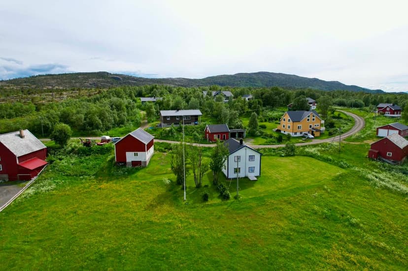 https://storage.googleapis.com/homestra-images/property-image-2464309c-7a3a-406a-805d-8f23514d3ae2-1782577425.jpg