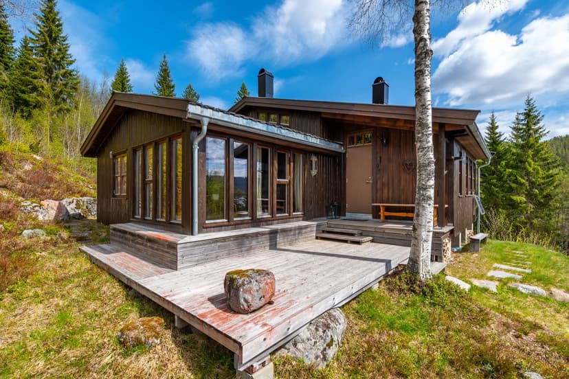 https://storage.googleapis.com/homestra-images/property-image-24e69c40-17bb-4743-addf-fa38e4168013-1749059364.jpg