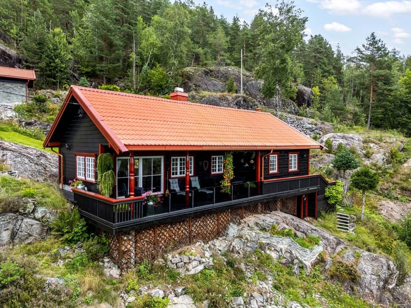 https://storage.googleapis.com/homestra-images/property-image-287ae657-379b-4ed8-955a-23697310f821-1755444738.jpg