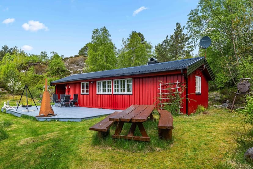 https://storage.googleapis.com/homestra-images/property-image-28b9af85-09bf-4852-a4dd-4860e0bc9b06-1748108419.jpg