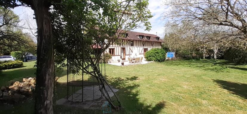 https://storage.googleapis.com/homestra-images/property-image-2c956862-2821-4b28-b170-08e6a87c04e0-1748774826.jpg