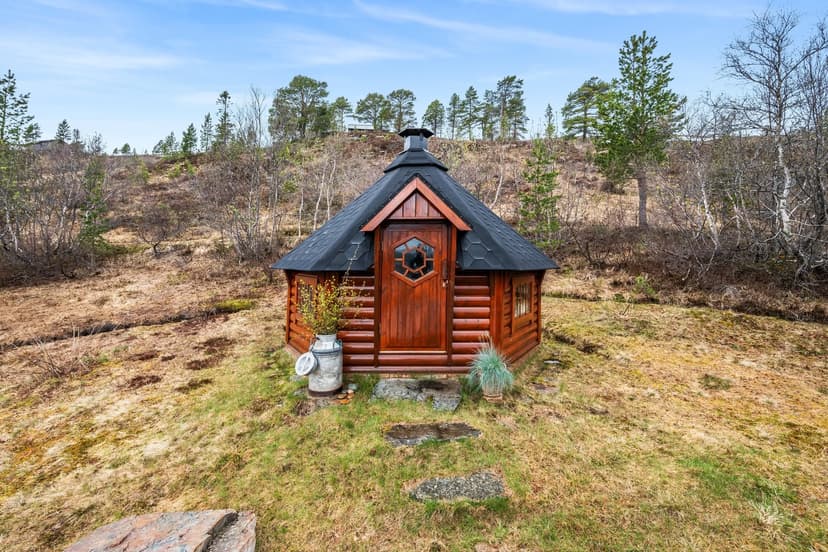 https://storage.googleapis.com/homestra-images/property-image-3682ecef-9693-4e7d-a761-70dabd07f1cf-1748777664.jpg
