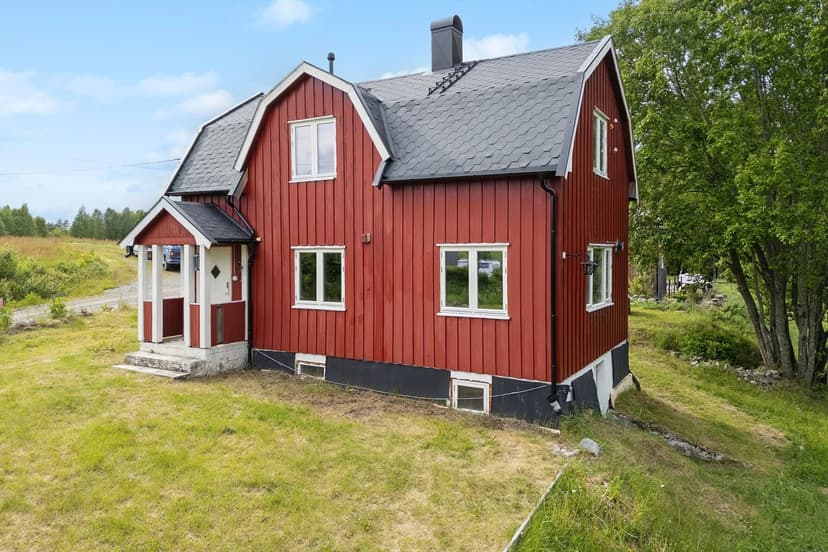 https://storage.googleapis.com/homestra-images/property-image-3ced81f2-38e3-4ad5-8d71-c8cb787e4950-1752862729.jpg