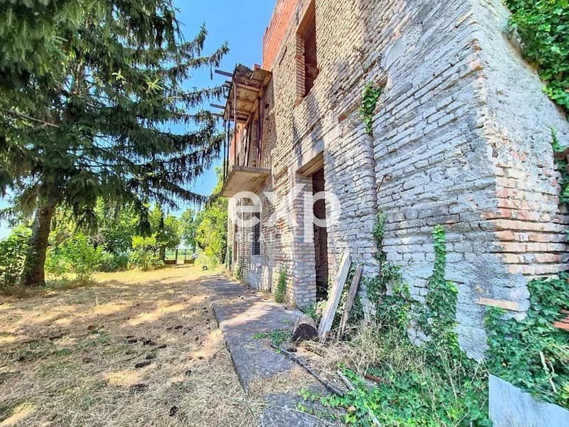 https://storage.googleapis.com/homestra-images/property-image-47657c7c-0ad0-4496-8b42-8ec860a33ed3-1752520307.jpg