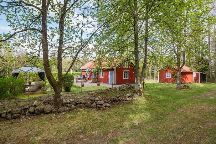 https://storage.googleapis.com/homestra-images/property-image-496c07e6-52f4-4352-ae50-190f5a7c9798-1747160014.jpg