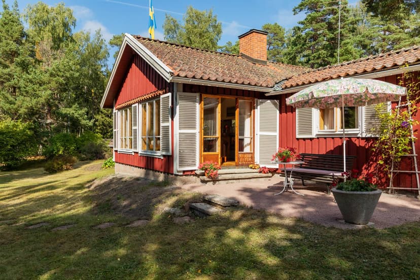 https://storage.googleapis.com/homestra-images/property-image-4acc7a42-2975-449c-84e0-a1b280b45139-1788022584.jpg