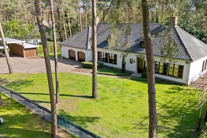https://storage.googleapis.com/homestra-images/property-image-4ef6daf9-0186-44c6-8754-5254a4362446-1746644611.jpg