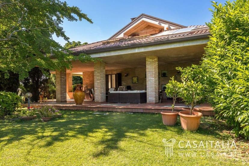 https://storage.googleapis.com/homestra-images/property-image-4f7b4151-2046-48aa-920c-c9d111e13f01-1749797709.jpg