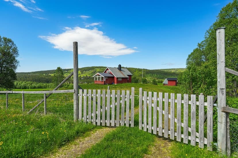 https://storage.googleapis.com/homestra-images/property-image-585c907e-02aa-4608-aece-b24fc13301e6-1786908031.jpg