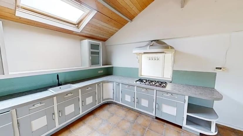 https://storage.googleapis.com/homestra-images/property-image-608f62e2-da33-4cad-bb74-e0b1ebac55b6-1755328641.jpg
