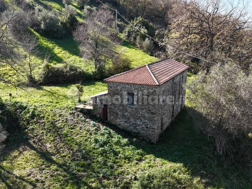https://storage.googleapis.com/homestra-images/property-image-61baad3d-16d1-4123-a3be-f6c77e43247e-1753976361.jpg