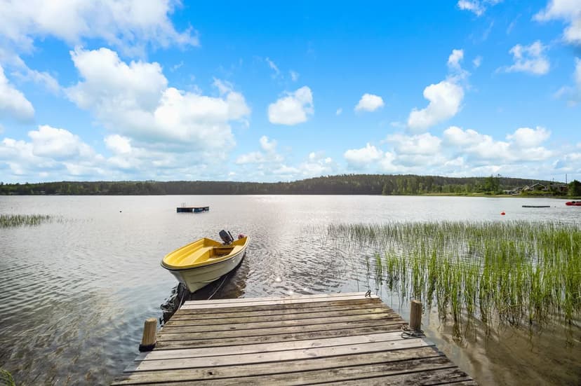 https://storage.googleapis.com/homestra-images/property-image-62068078-4da6-45d5-9ae7-d39d737795b3-1758972835.jpg